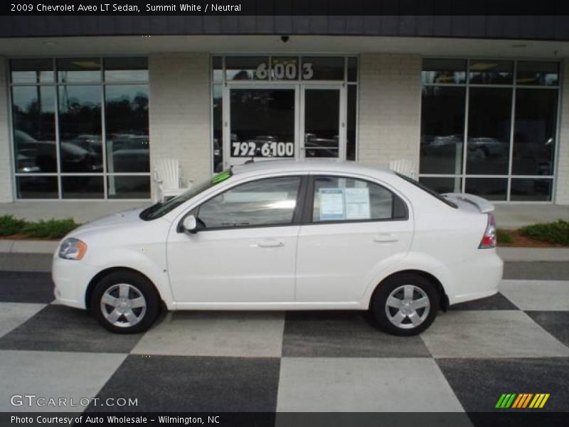 Summit White / Neutral 2009 Chevrolet Aveo LT Sedan