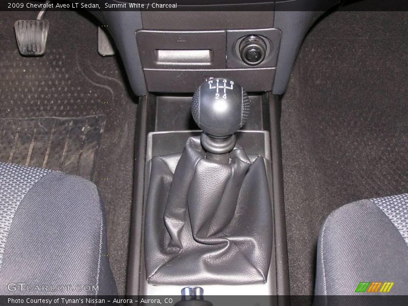 Summit White / Charcoal 2009 Chevrolet Aveo LT Sedan
