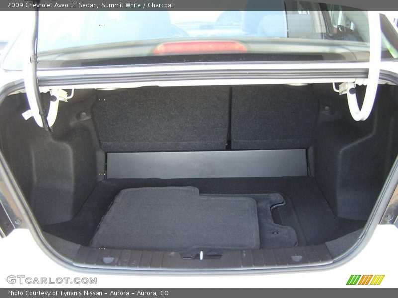 Summit White / Charcoal 2009 Chevrolet Aveo LT Sedan