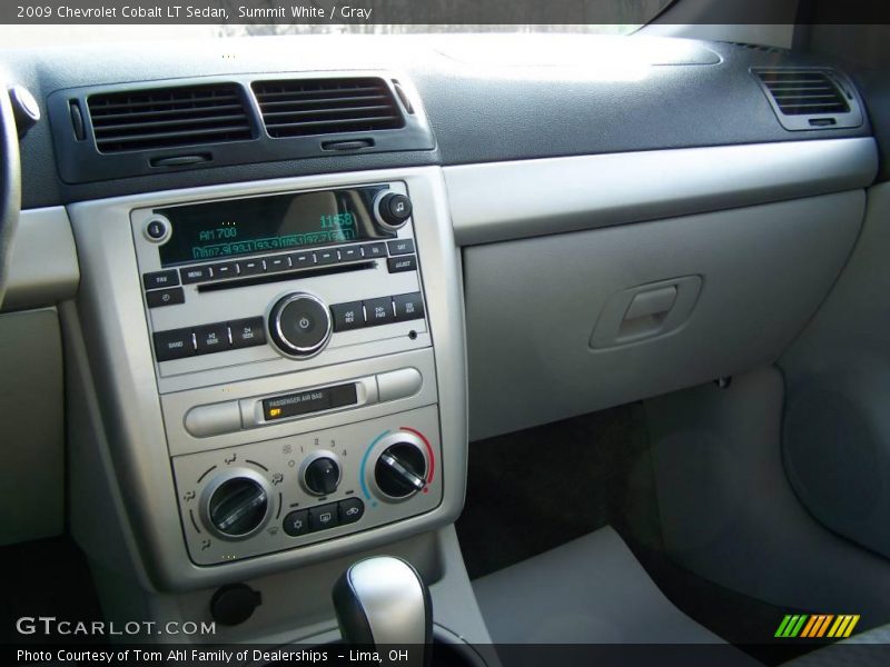 Summit White / Gray 2009 Chevrolet Cobalt LT Sedan