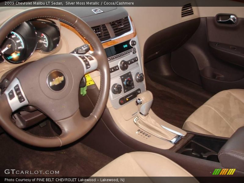 Silver Moss Metallic / Cocoa/Cashmere 2009 Chevrolet Malibu LT Sedan