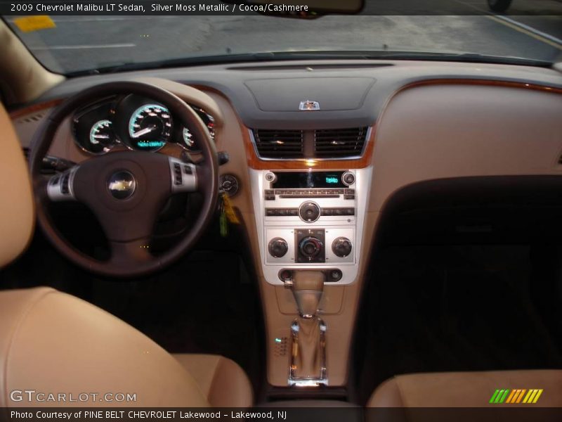 Silver Moss Metallic / Cocoa/Cashmere 2009 Chevrolet Malibu LT Sedan