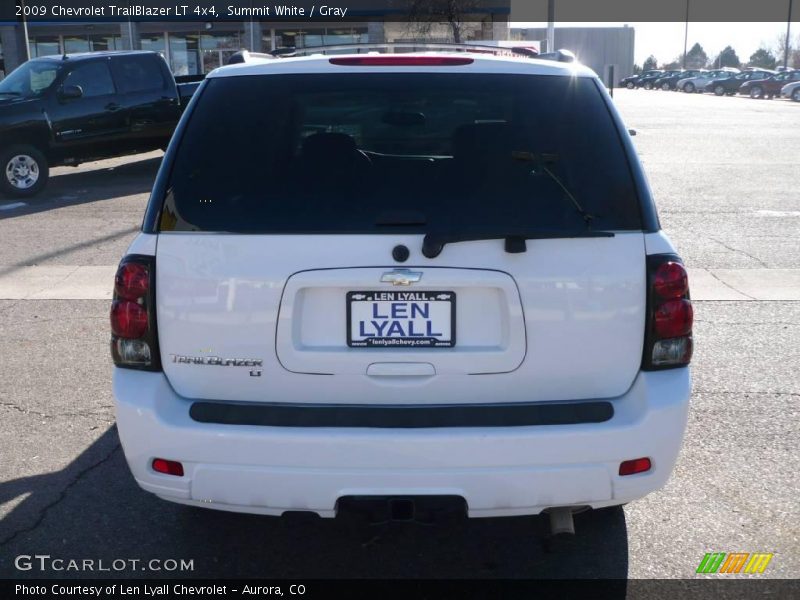 Summit White / Gray 2009 Chevrolet TrailBlazer LT 4x4