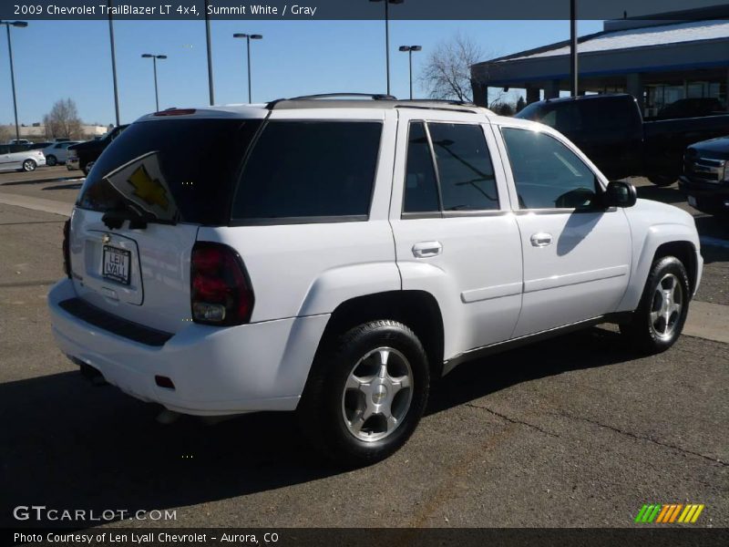 Summit White / Gray 2009 Chevrolet TrailBlazer LT 4x4
