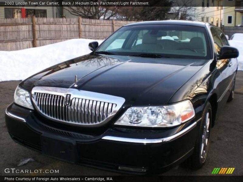 Black / Medium Dark Parchment/Light Parchment 2003 Lincoln Town Car Cartier