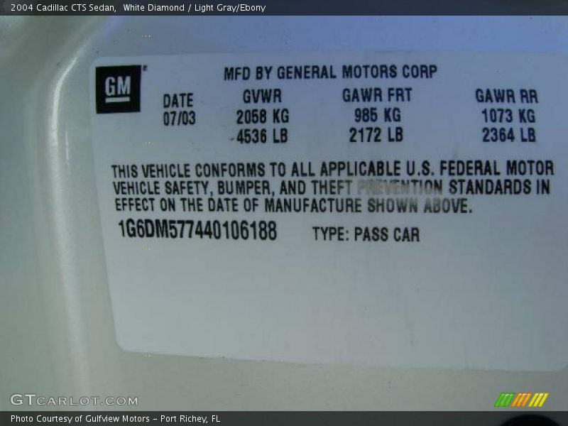 White Diamond / Light Gray/Ebony 2004 Cadillac CTS Sedan