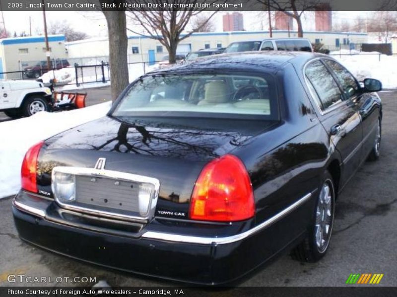 Black / Medium Dark Parchment/Light Parchment 2003 Lincoln Town Car Cartier