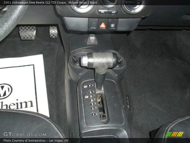 Mojave Beige / Black 2001 Volkswagen New Beetle GLS TDI Coupe