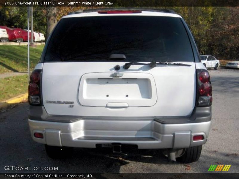 Summit White / Light Gray 2005 Chevrolet TrailBlazer LT 4x4