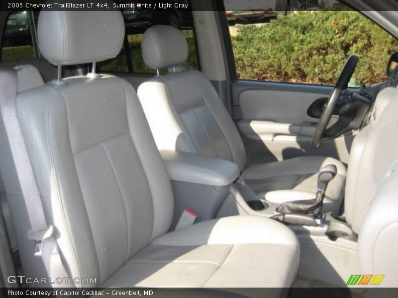 Summit White / Light Gray 2005 Chevrolet TrailBlazer LT 4x4