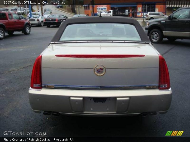 Gold Mist / Shale 2007 Cadillac DTS Luxury
