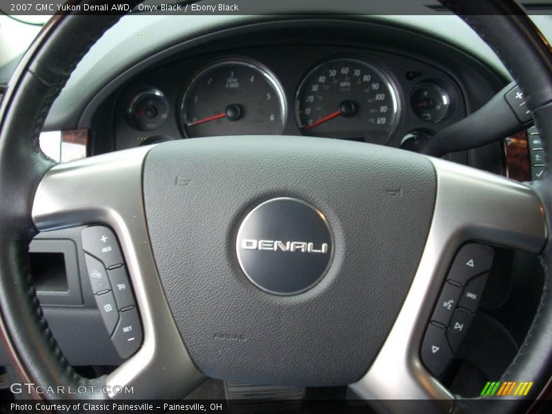 Onyx Black / Ebony Black 2007 GMC Yukon Denali AWD