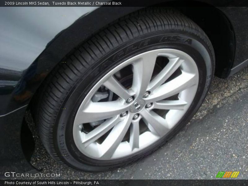 Tuxedo Black Metallic / Charcoal Black 2009 Lincoln MKS Sedan