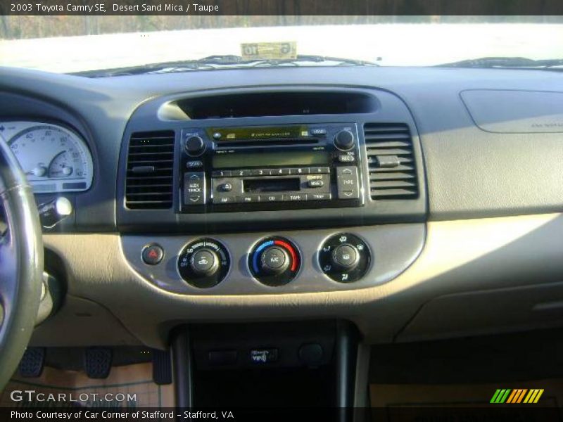 Desert Sand Mica / Taupe 2003 Toyota Camry SE