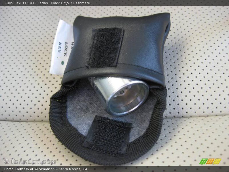 Black Onyx / Cashmere 2005 Lexus LS 430 Sedan