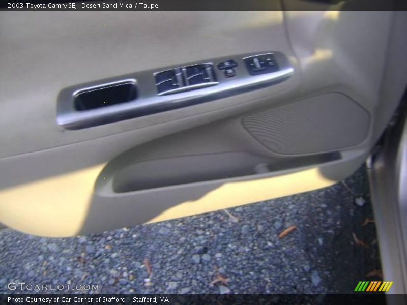 Desert Sand Mica / Taupe 2003 Toyota Camry SE