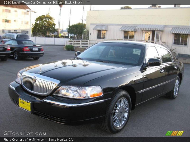 Black / Black 2010 Lincoln Town Car Continental Edition