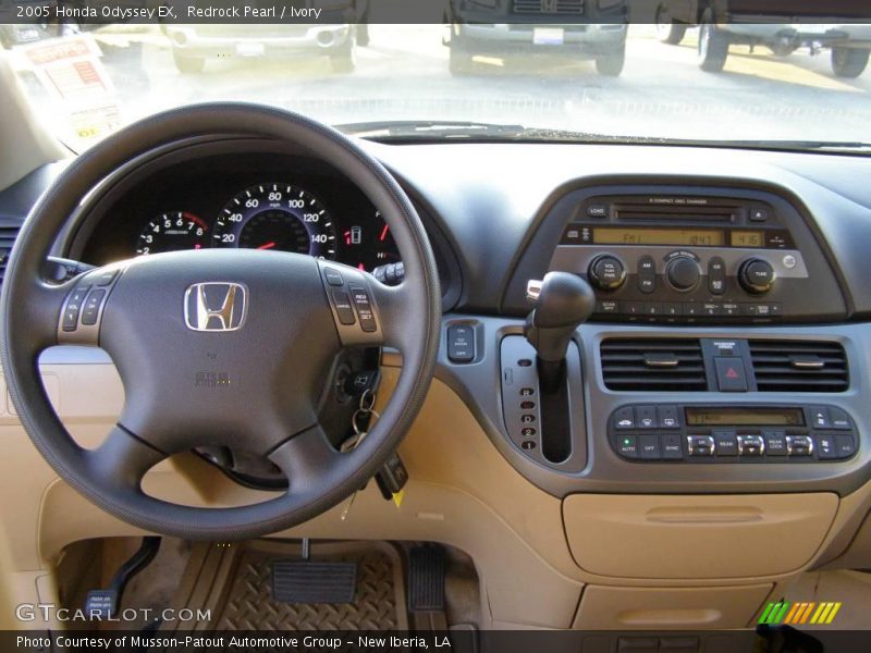 Redrock Pearl / Ivory 2005 Honda Odyssey EX