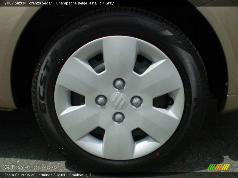 Champagne Beige Metallic / Grey 2007 Suzuki Forenza Sedan