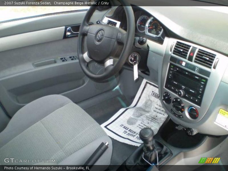 Champagne Beige Metallic / Grey 2007 Suzuki Forenza Sedan