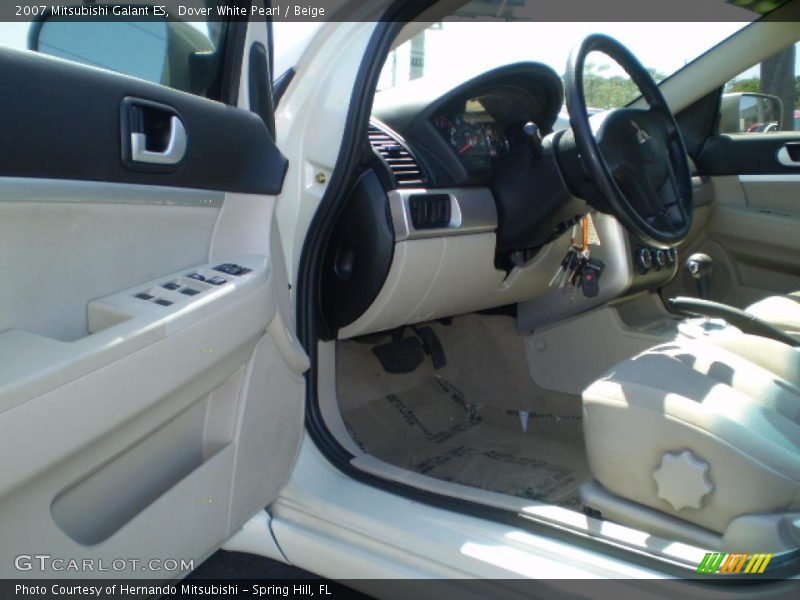 Dover White Pearl / Beige 2007 Mitsubishi Galant ES