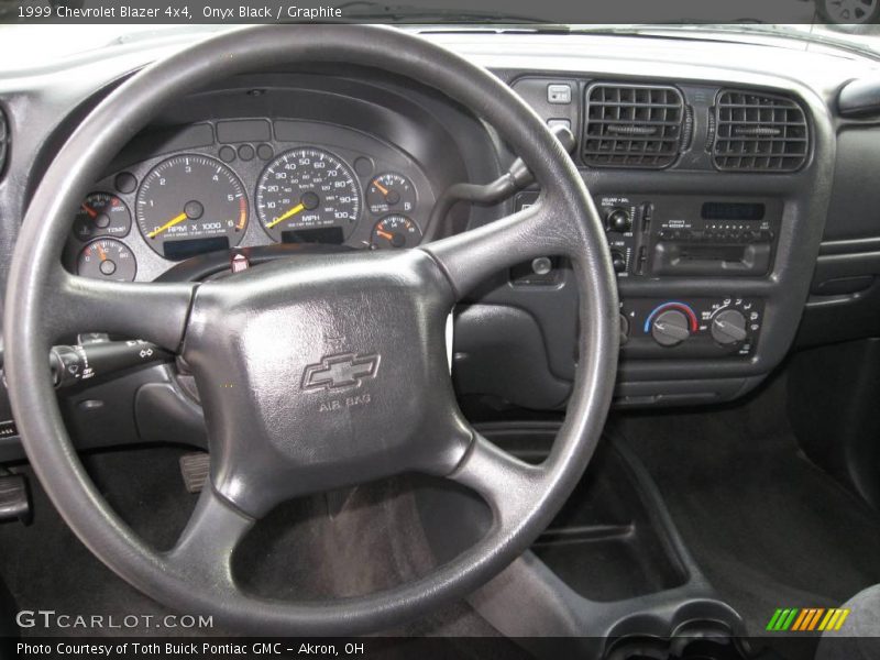 Onyx Black / Graphite 1999 Chevrolet Blazer 4x4