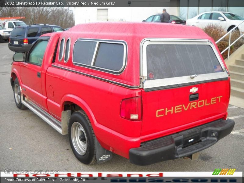 Victory Red / Medium Gray 2002 Chevrolet S10 Regular Cab