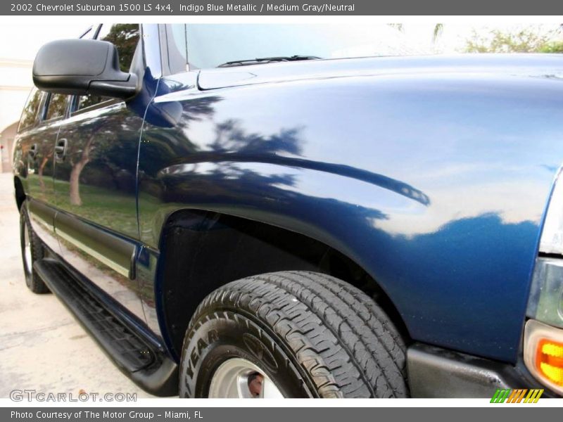 Indigo Blue Metallic / Medium Gray/Neutral 2002 Chevrolet Suburban 1500 LS 4x4