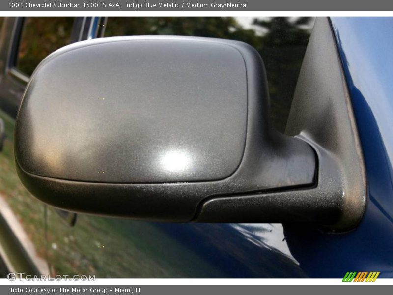 Indigo Blue Metallic / Medium Gray/Neutral 2002 Chevrolet Suburban 1500 LS 4x4