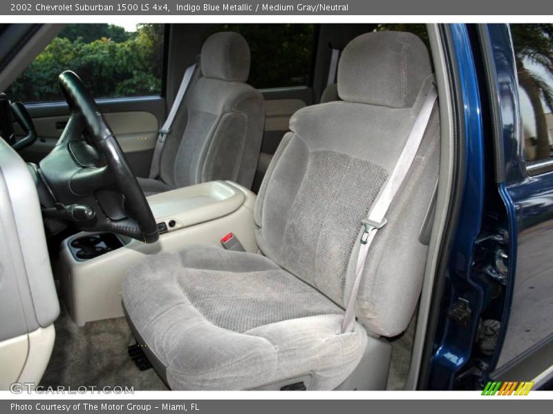Indigo Blue Metallic / Medium Gray/Neutral 2002 Chevrolet Suburban 1500 LS 4x4