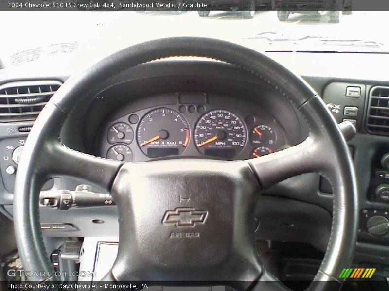 Sandalwood Metallic / Graphite 2004 Chevrolet S10 LS Crew Cab 4x4