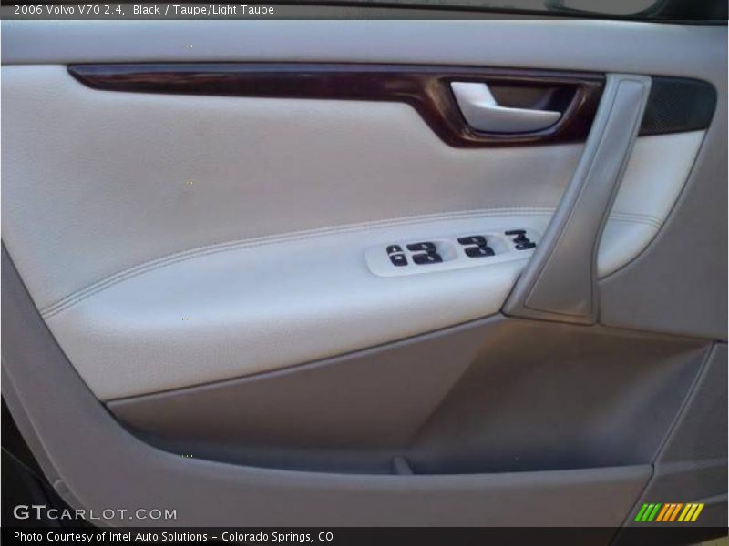 Black / Taupe/Light Taupe 2006 Volvo V70 2.4