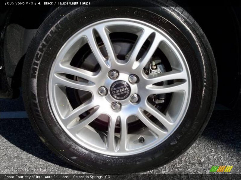 Black / Taupe/Light Taupe 2006 Volvo V70 2.4