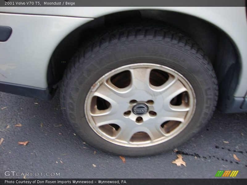 Moondust / Beige 2001 Volvo V70 T5