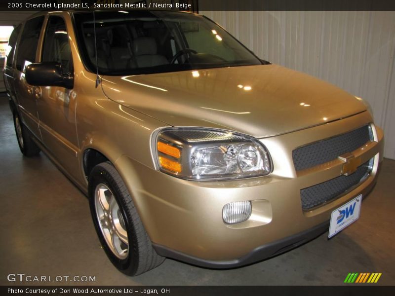 Sandstone Metallic / Neutral Beige 2005 Chevrolet Uplander LS