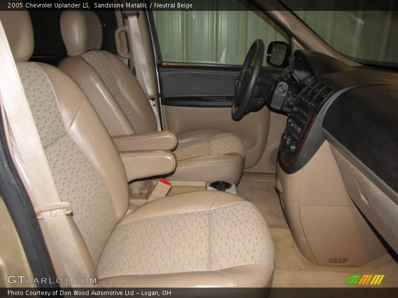 Sandstone Metallic / Neutral Beige 2005 Chevrolet Uplander LS
