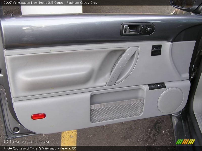Platinum Grey / Grey 2007 Volkswagen New Beetle 2.5 Coupe