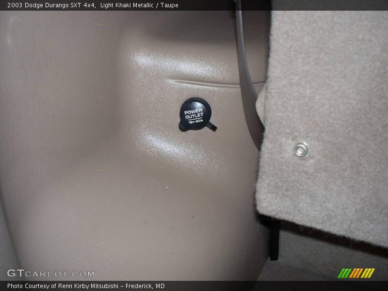 Light Khaki Metallic / Taupe 2003 Dodge Durango SXT 4x4