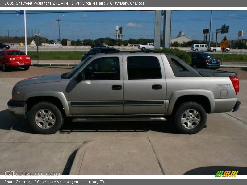 Silver Birch Metallic / Gray/Dark Charcoal 2005 Chevrolet Avalanche Z71 4x4