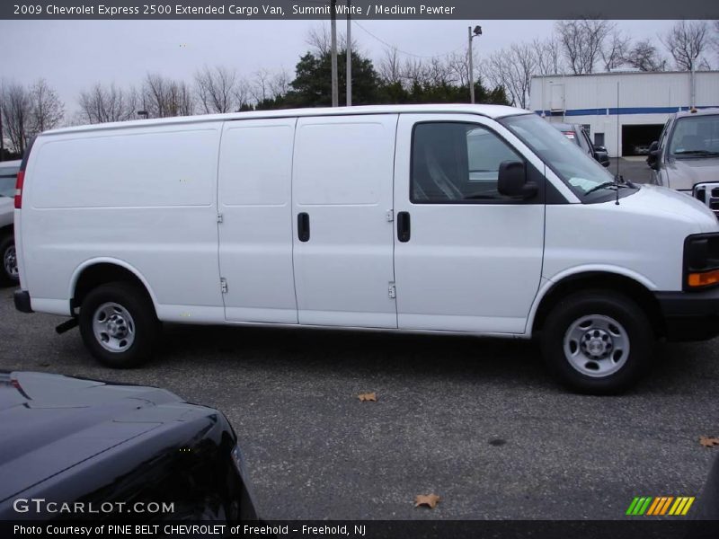 Summit White / Medium Pewter 2009 Chevrolet Express 2500 Extended Cargo Van