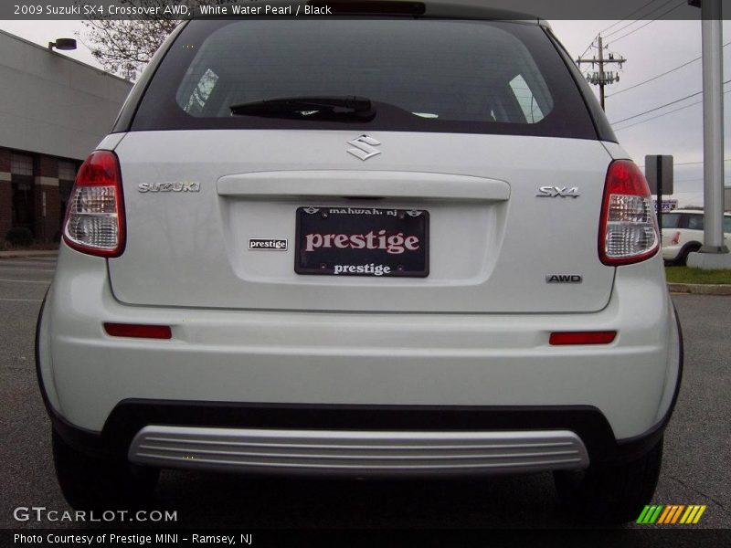 White Water Pearl / Black 2009 Suzuki SX4 Crossover AWD