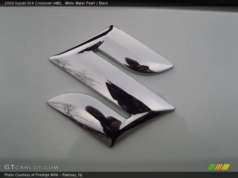 White Water Pearl / Black 2009 Suzuki SX4 Crossover AWD