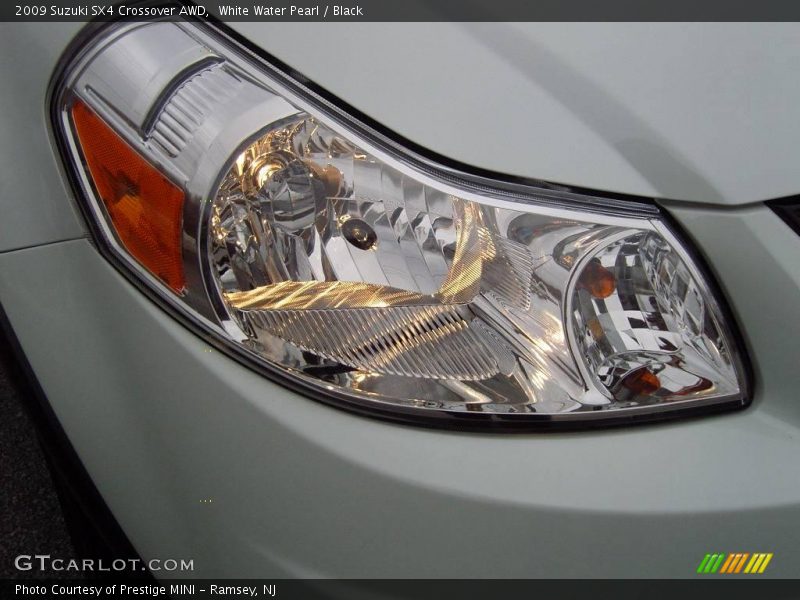 White Water Pearl / Black 2009 Suzuki SX4 Crossover AWD