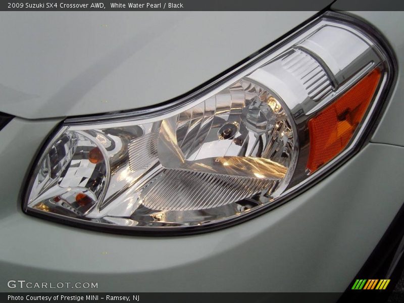 White Water Pearl / Black 2009 Suzuki SX4 Crossover AWD