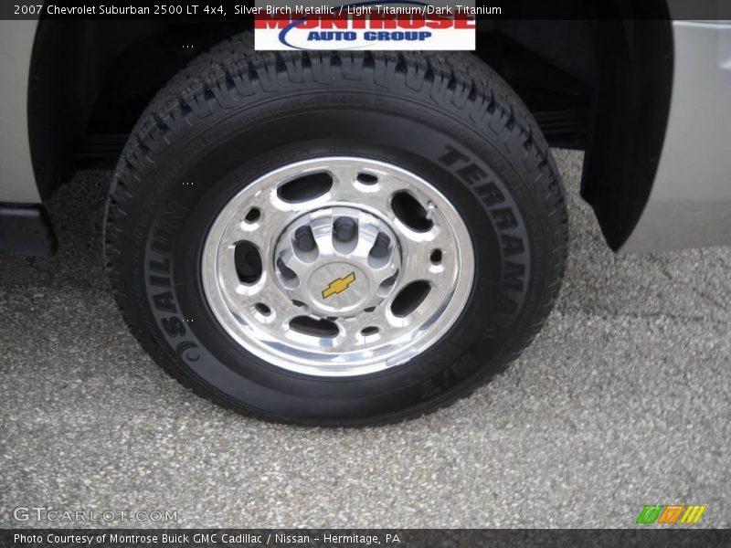 Silver Birch Metallic / Light Titanium/Dark Titanium 2007 Chevrolet Suburban 2500 LT 4x4