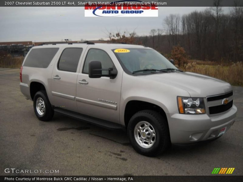 Silver Birch Metallic / Light Titanium/Dark Titanium 2007 Chevrolet Suburban 2500 LT 4x4