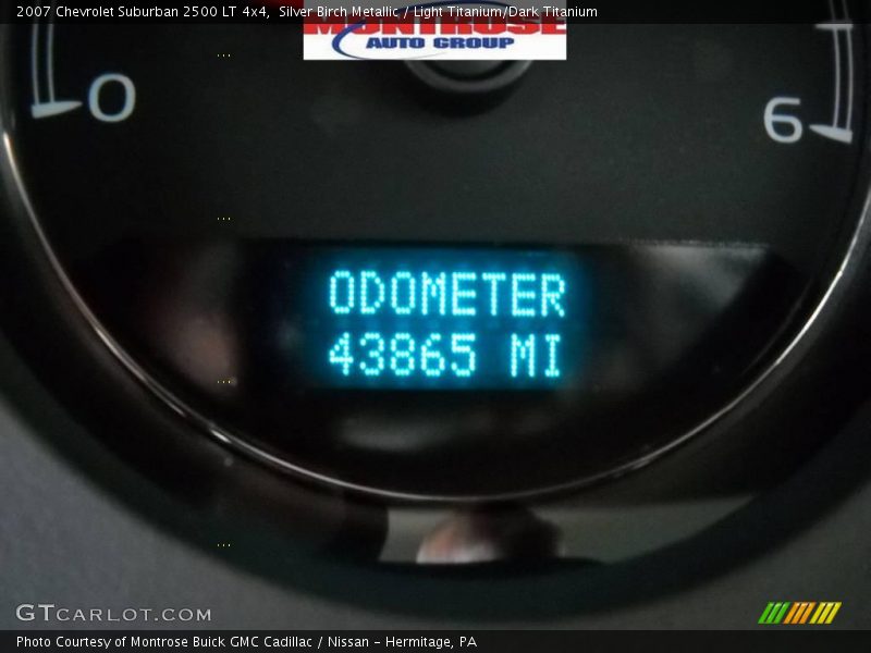 Silver Birch Metallic / Light Titanium/Dark Titanium 2007 Chevrolet Suburban 2500 LT 4x4