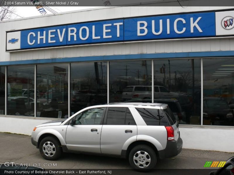 Silver Nickel / Gray 2004 Saturn VUE AWD
