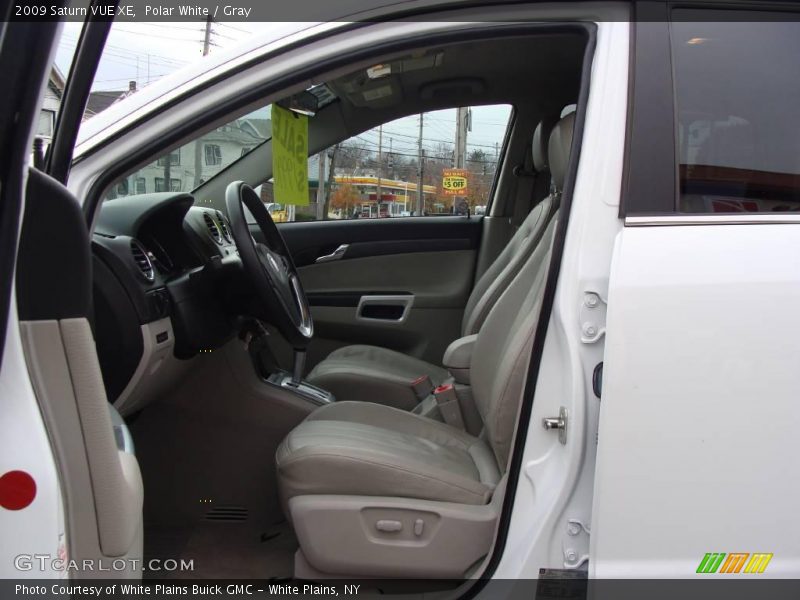 Polar White / Gray 2009 Saturn VUE XE