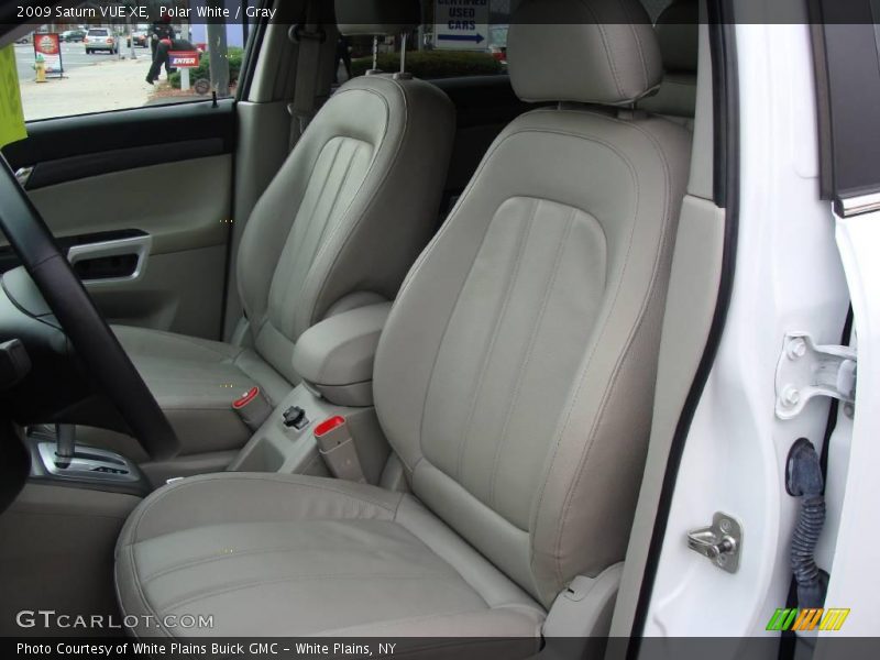 Polar White / Gray 2009 Saturn VUE XE